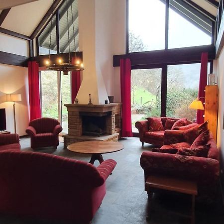 Grosses Ferienhaus Sauerburgblick 사우에르탈 외부 사진